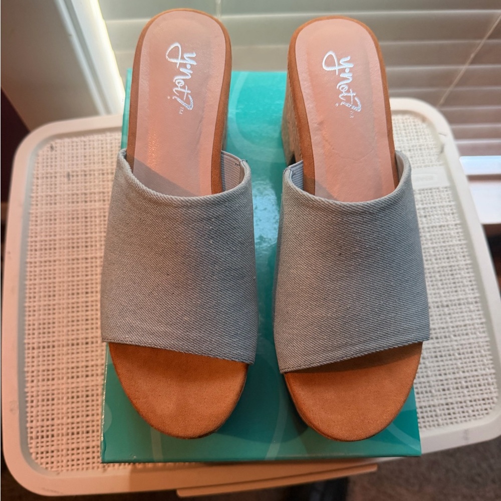 Jean Mules